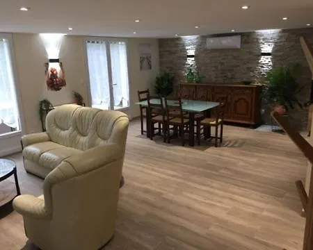 בית נופש Charmante Maison *